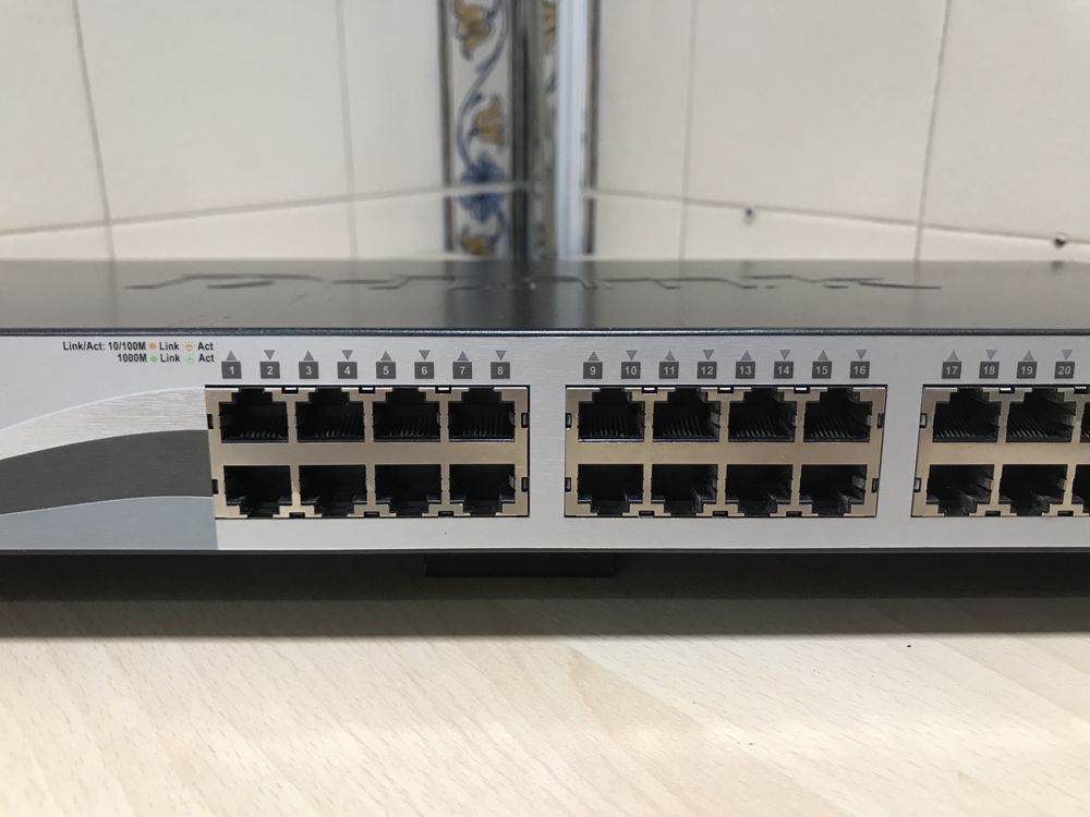 Switch D-Link 24 portas 1000Mbps Managed