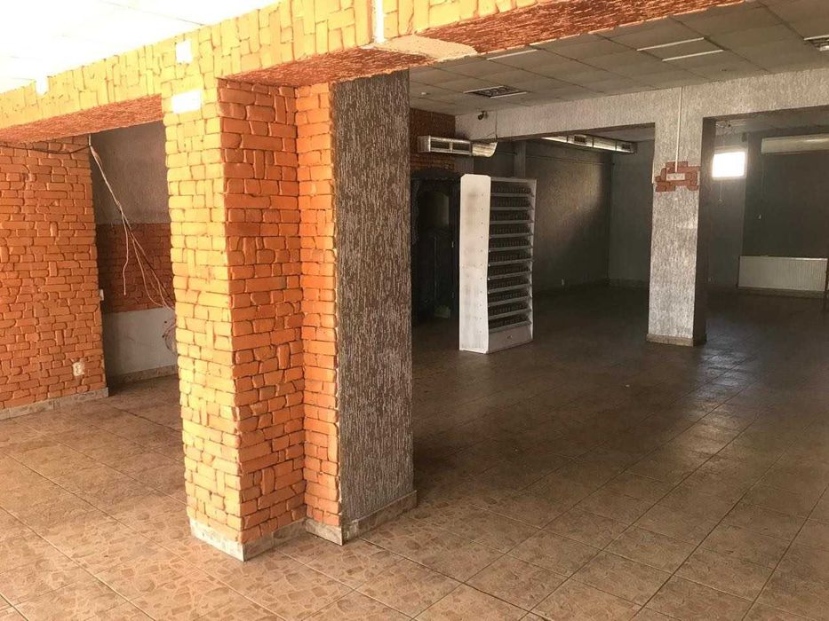 Продається комерційне приміщення