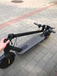 Hulajnoga elektryczna XIAOMI MI ELECTRIC SCOOTER 1S + pudełko