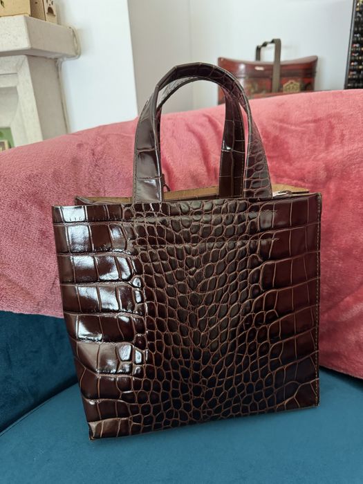 Mala castanha Furla nova