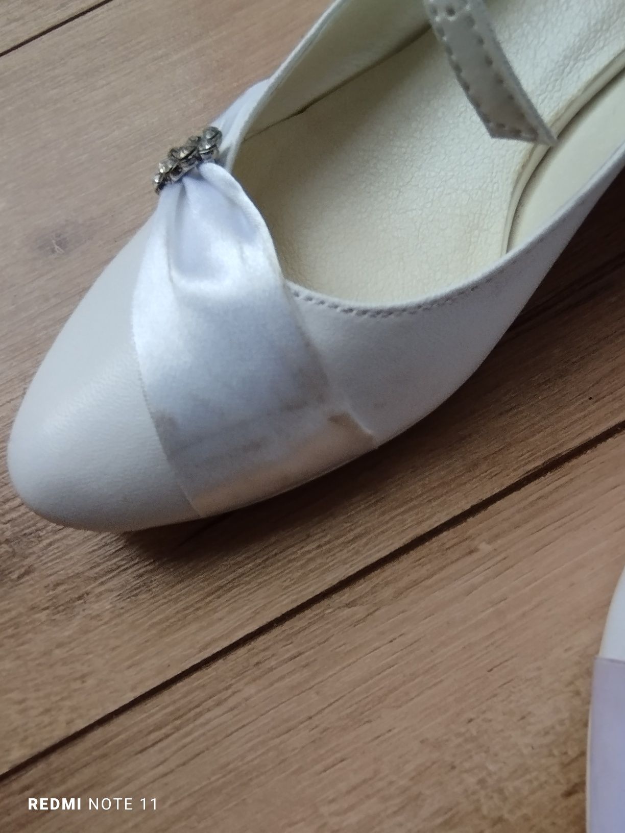 Buty ślubne 37 kribut