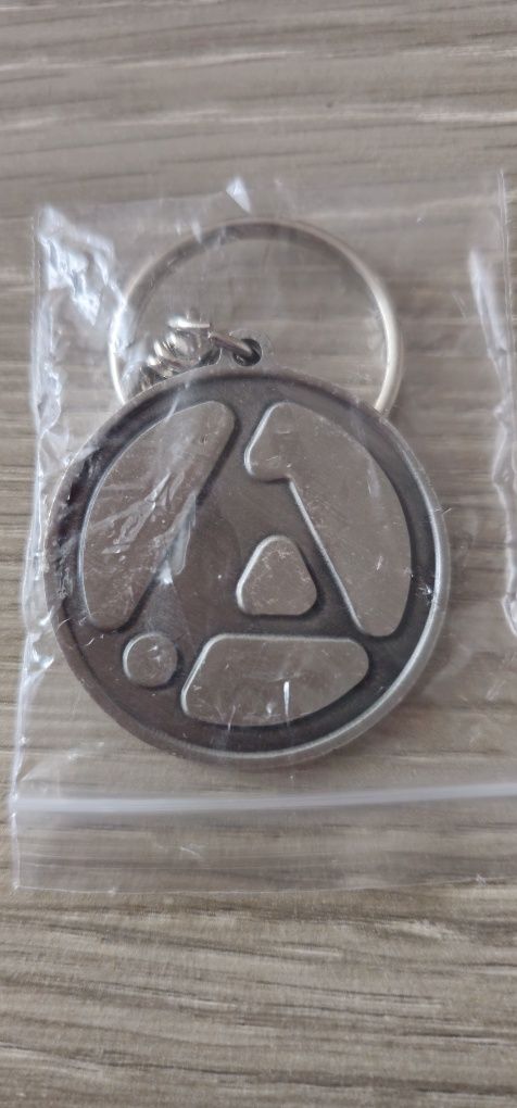 Linkin Park . Brelok ,,From Zero,, orginał