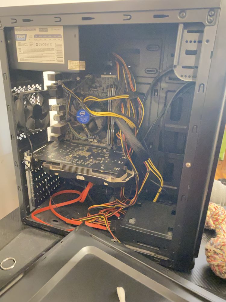 Komputer GTX 1050 TI / 16GB RAM i7