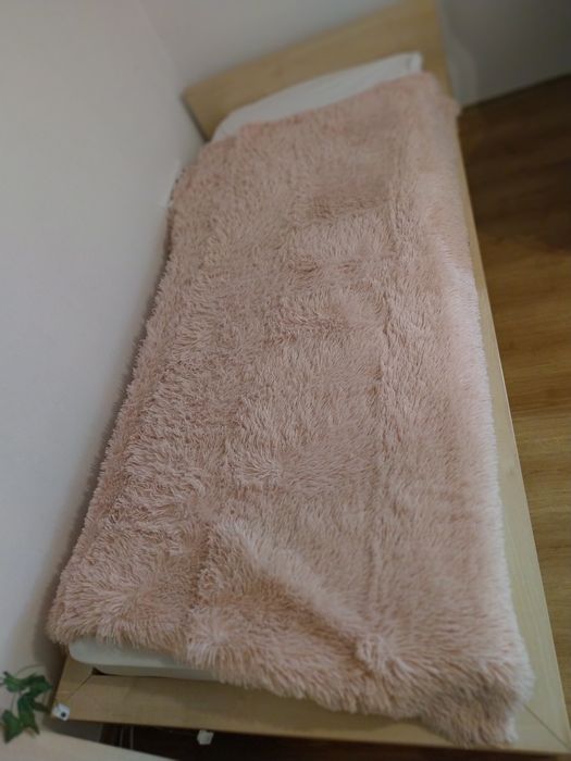 Komplet mebli z łóżkiem