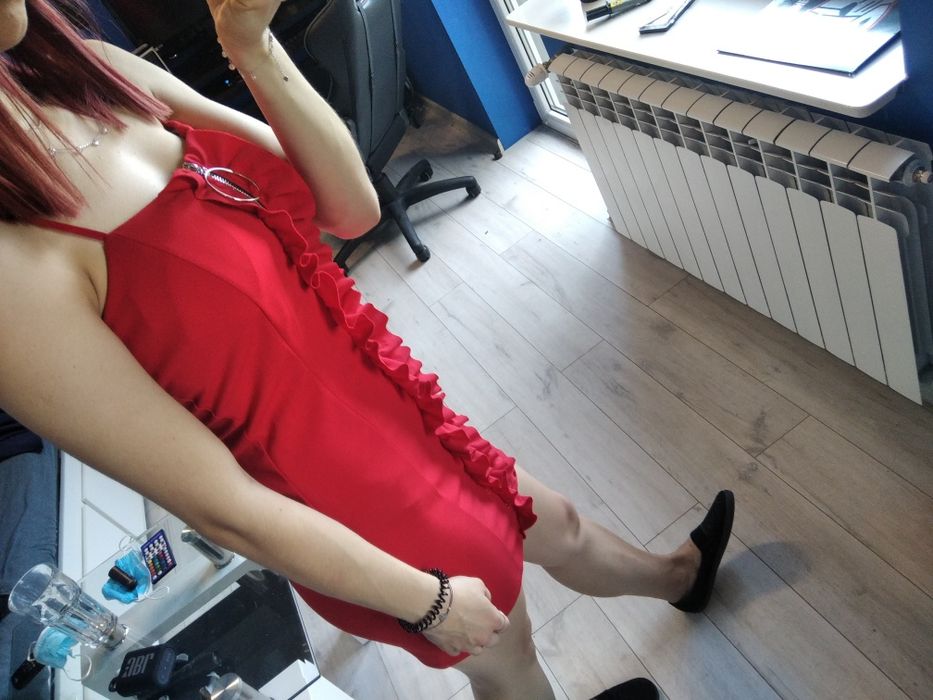 Sukienka czerwona z falbanką, mini, wesele