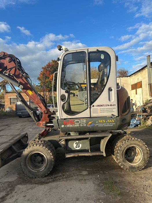 Продам  колісний екскаватора NEUSON 6503