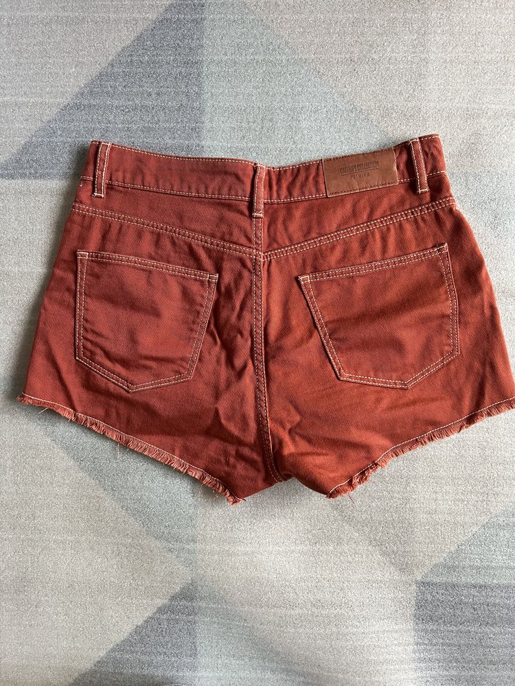 Calções de ganga distressed (portes incluídos)