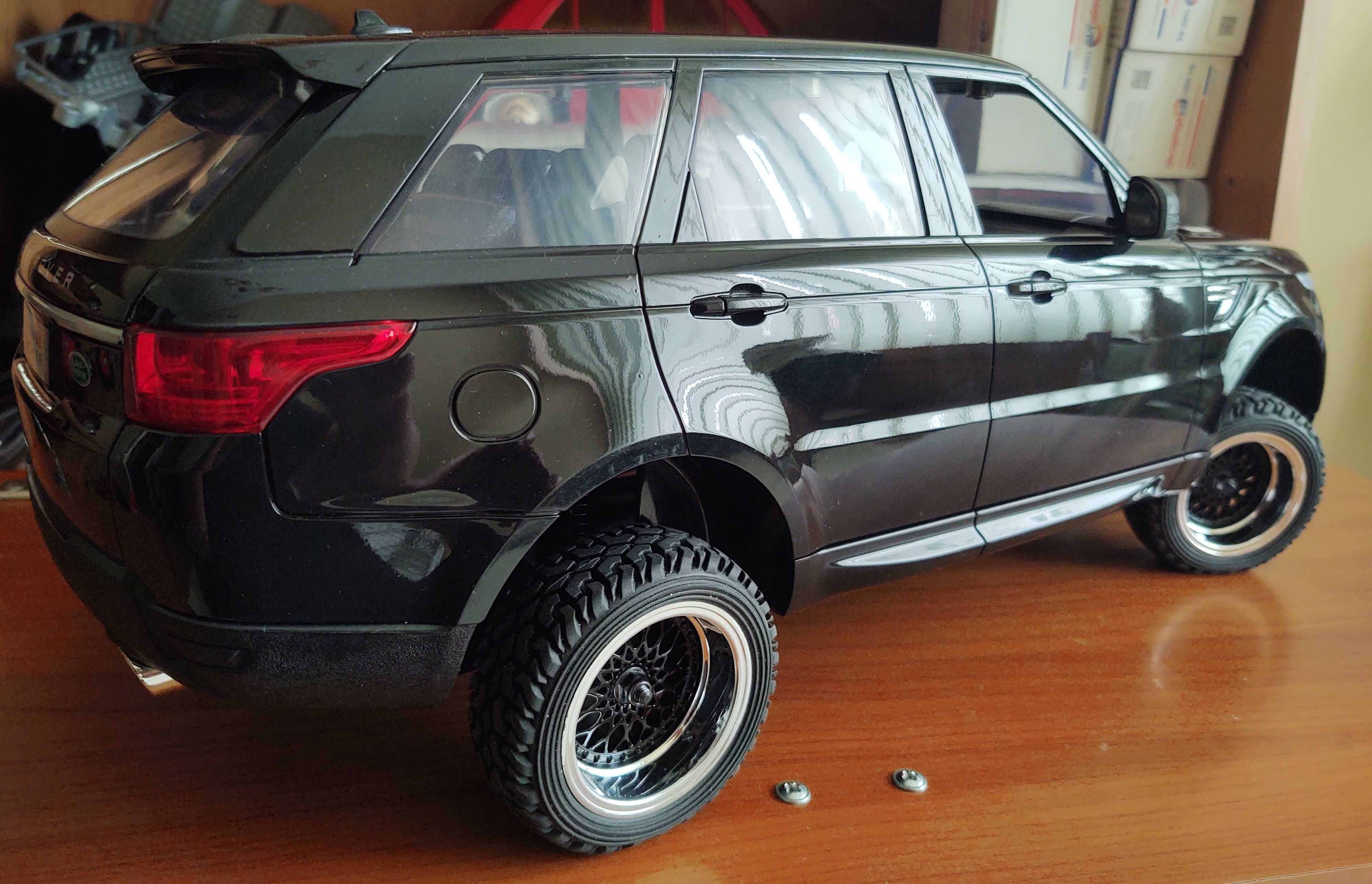 karoseria Nowa Kompletna Range Rover Evoque 1:10 MST CFX