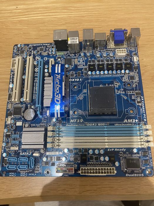 Gigabyte GA-870A-UD3