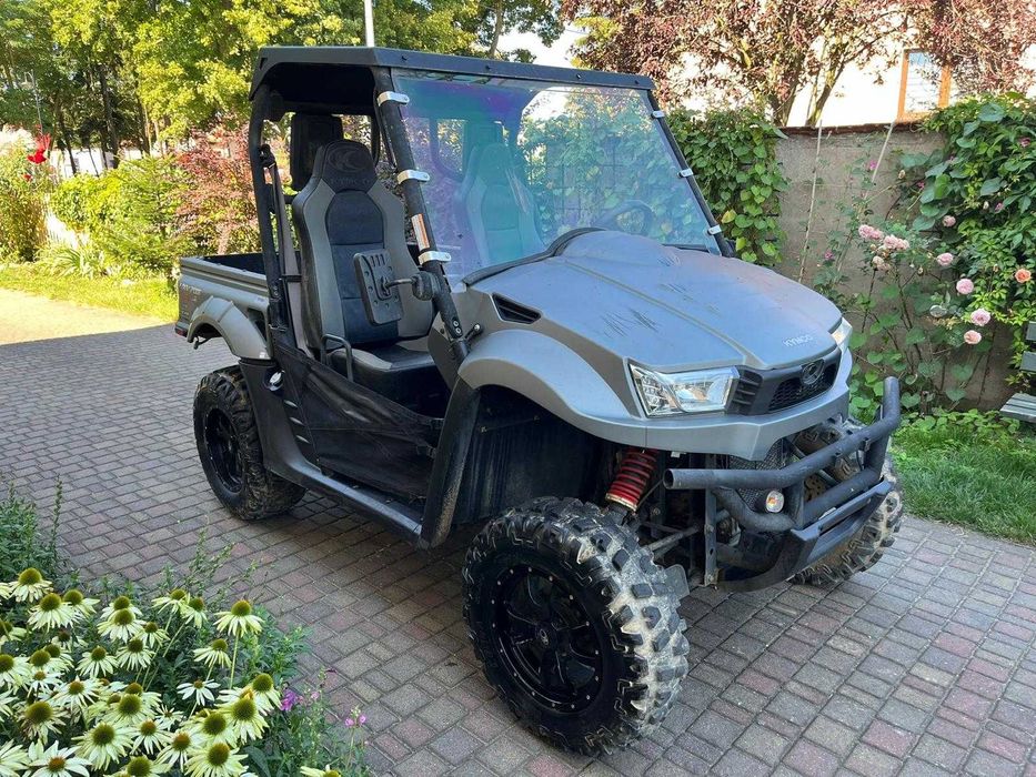 Buggy Kymco UXV 700  21 rok