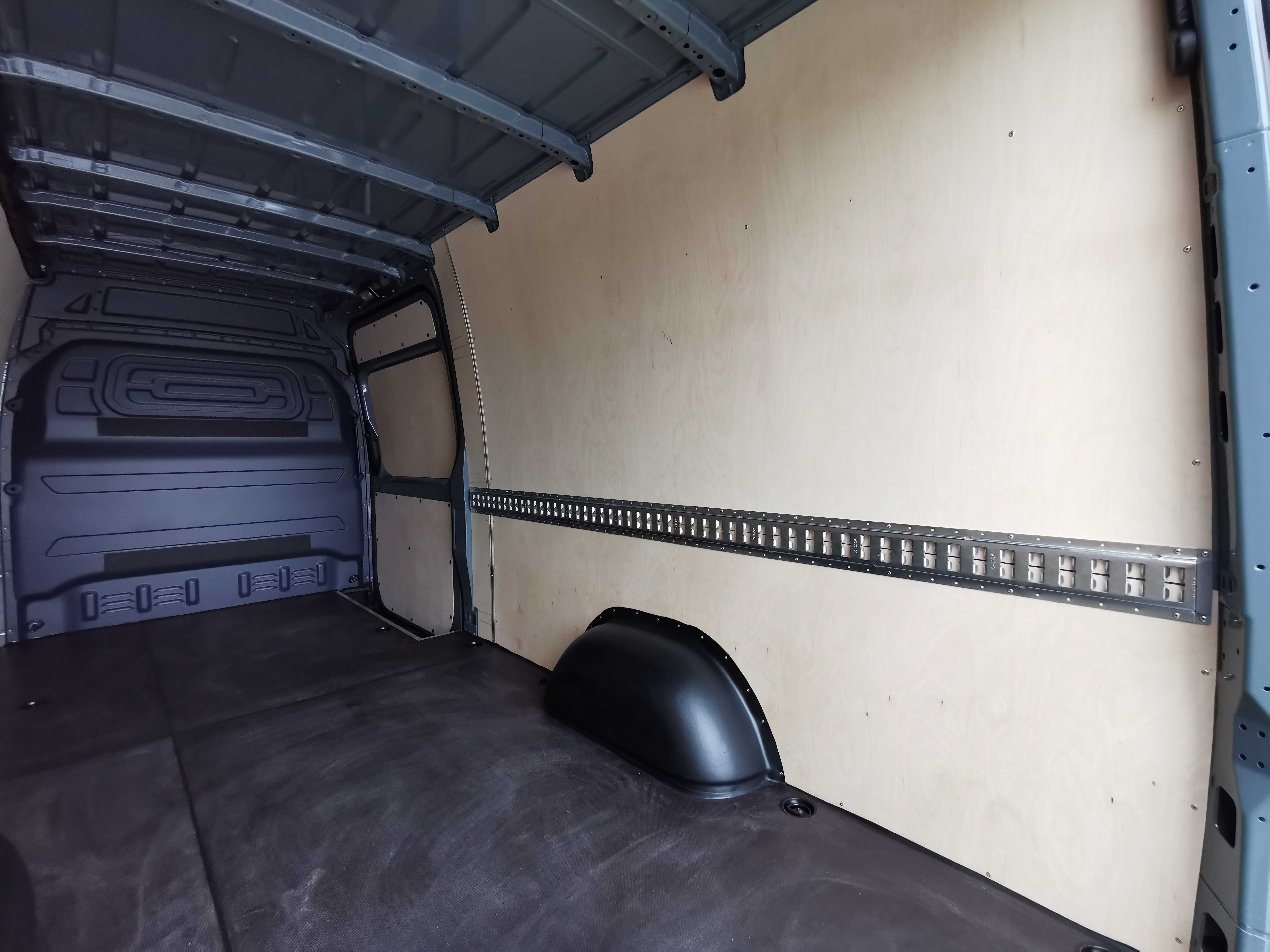 Zabudowa ze sklejki Mercedes Citan Vito Sprinter Van