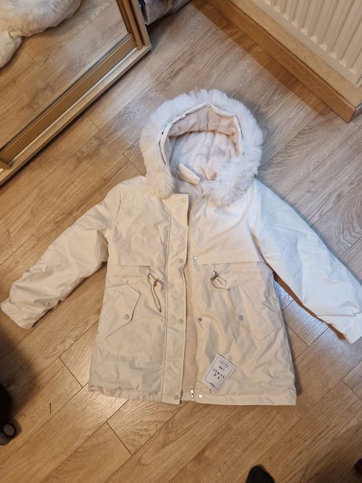 Прдаю зимову парку