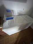 Sprzedam tanio zamrazalke na 300 i 150 litry