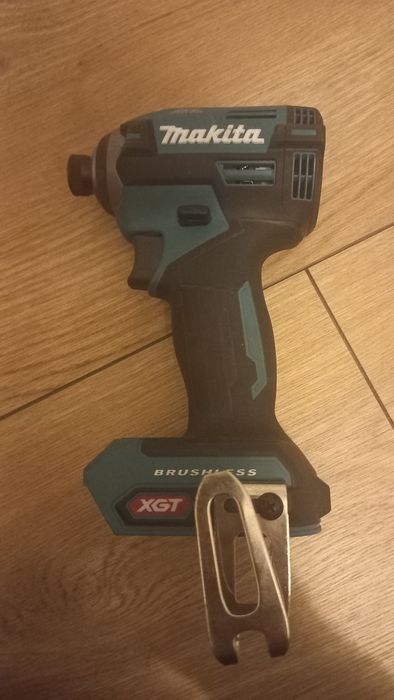 Klucz makita 210nm