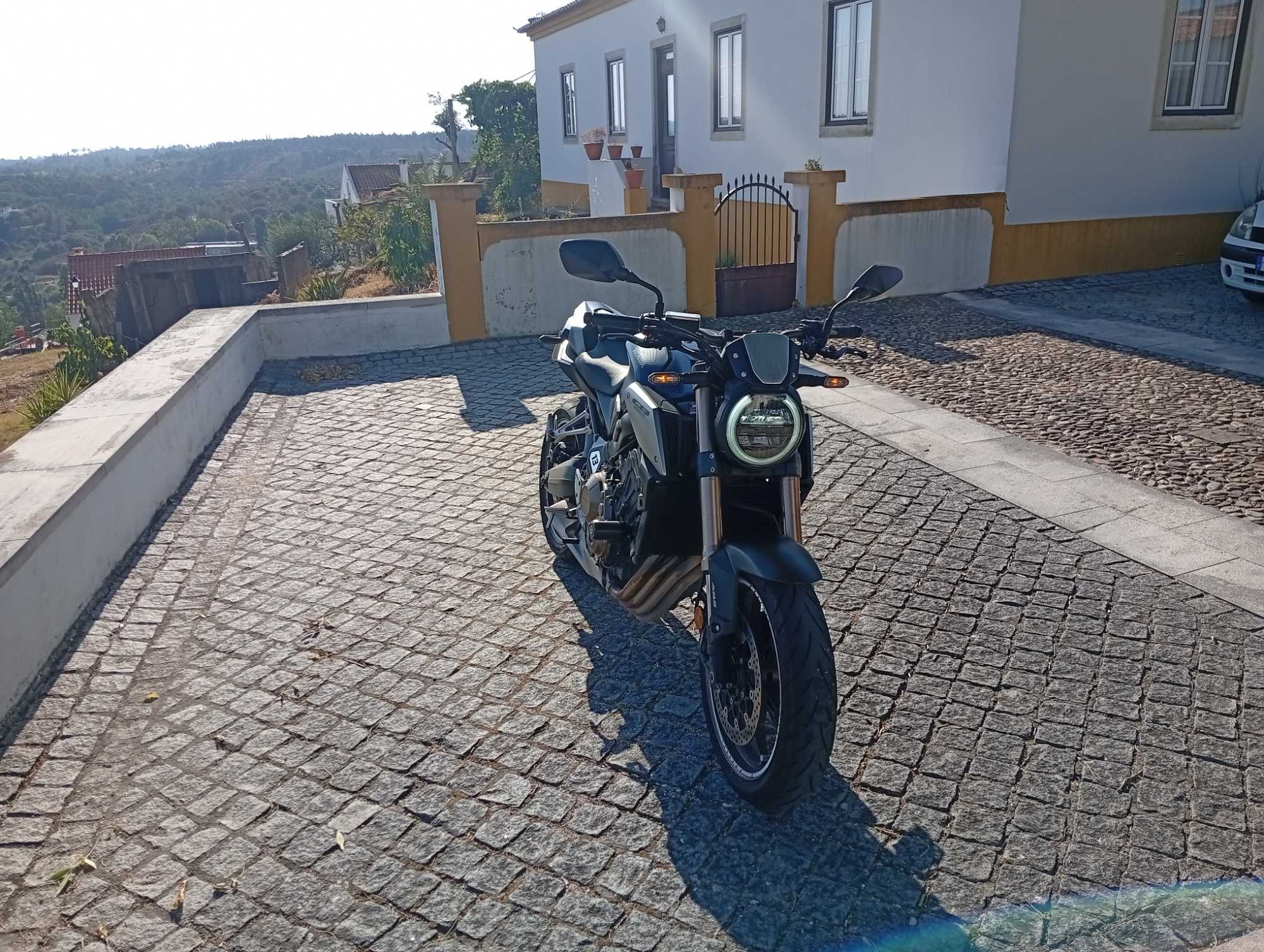 Honda CB650R full power