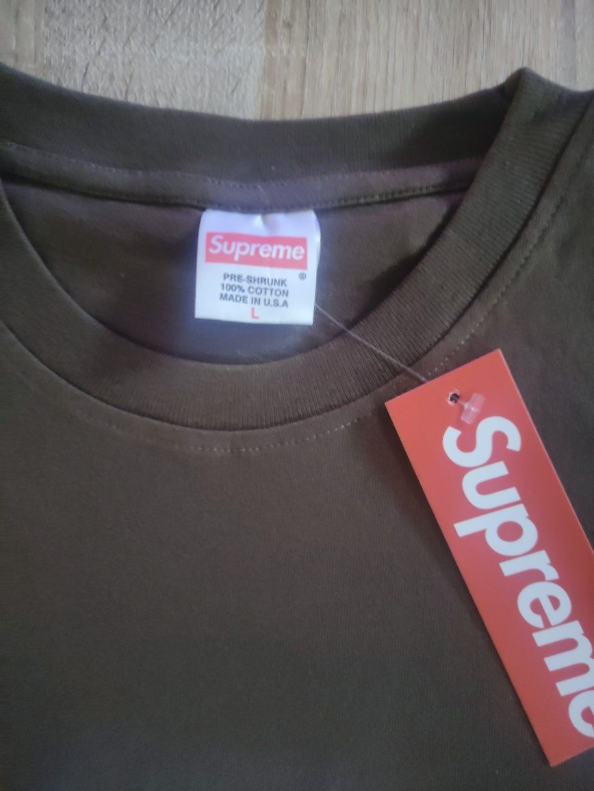 T-shirt Supreme nova