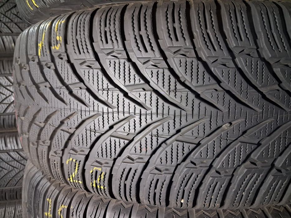 235/55 18 Nokian  шини б/у зима Пара