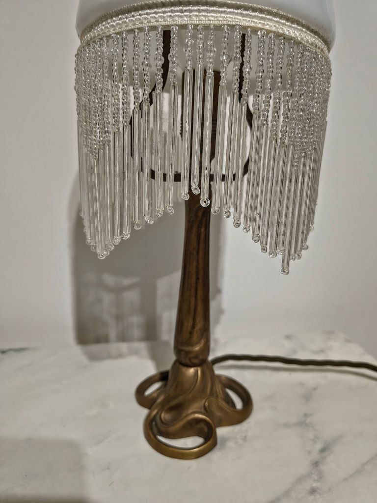 Mosiężna lampa z koralikami stołowa / biurowa secesja
