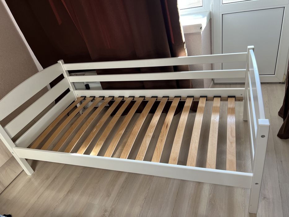 Ліжко дитяче 160х80