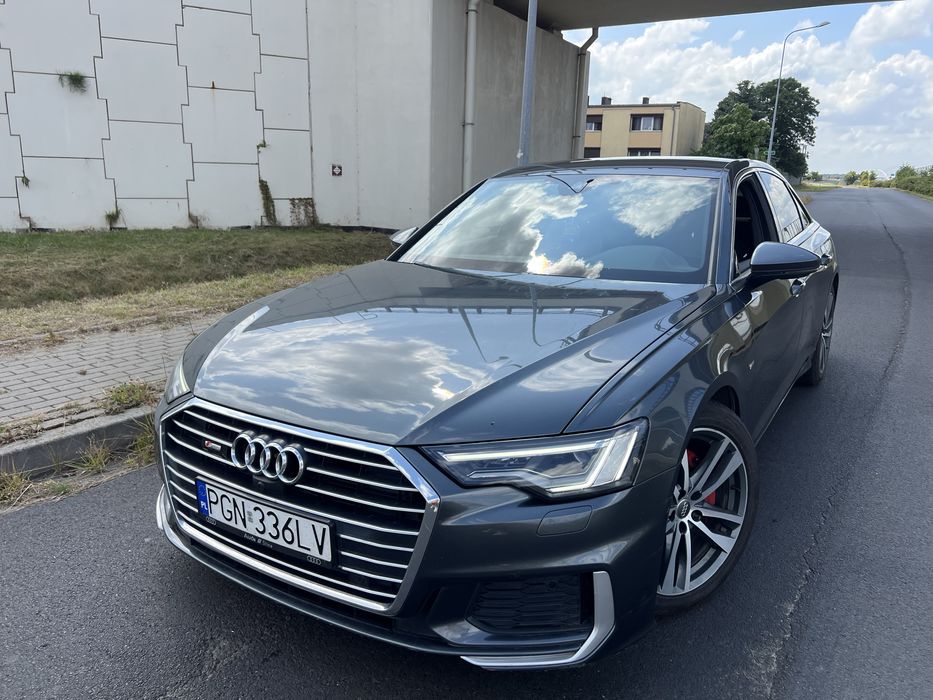 Sedan*C8*4x4*Quattro*Automat*4x4Alcantary*Kubelki*cam360*VirtualCocpit