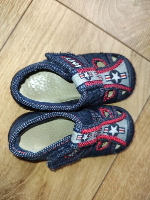 Buty sandały granatowe na rzepy rozmiar 21