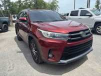 2017 Toyota Highlander SE