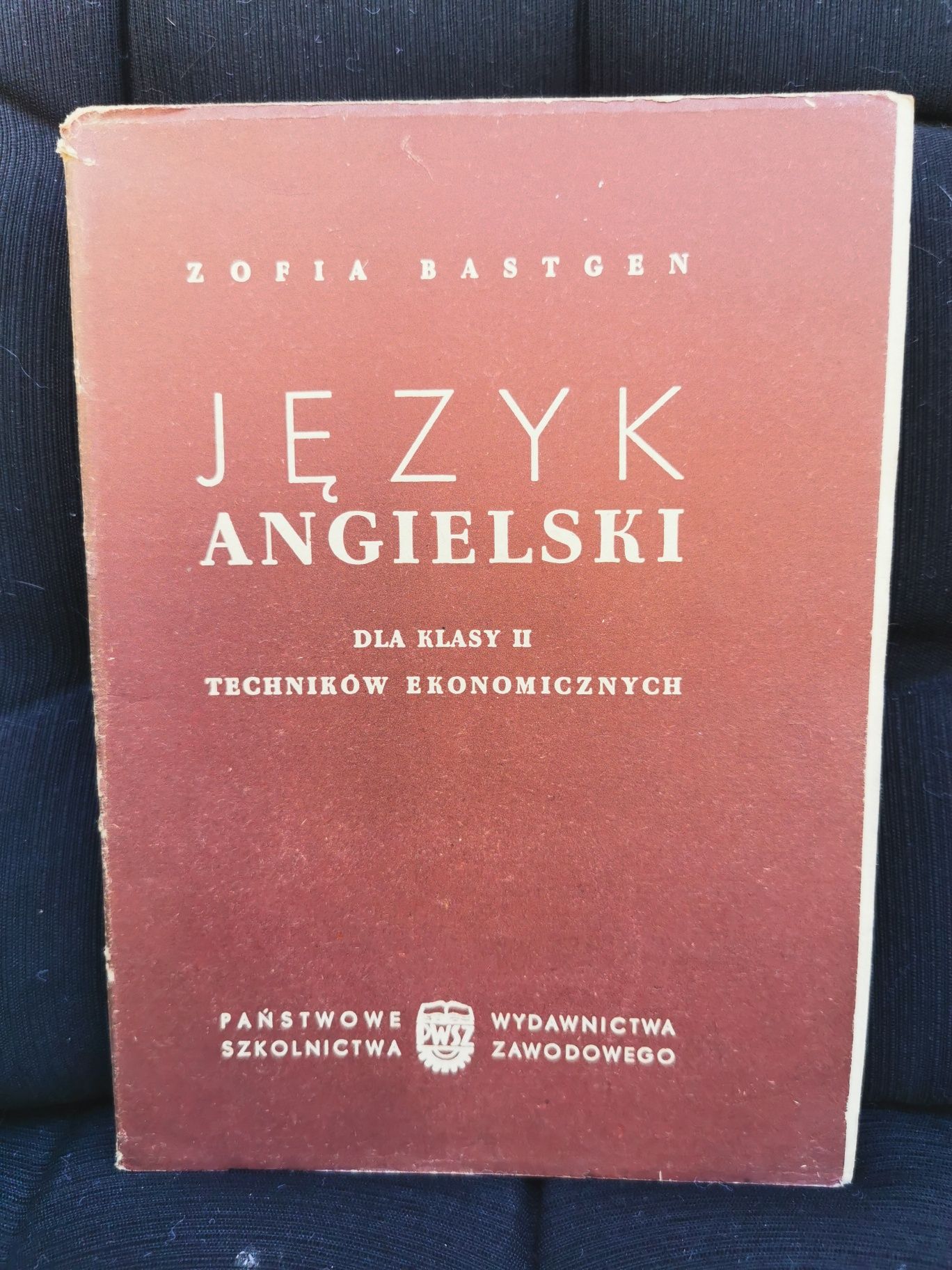 Język angielski dla klasy II techników ekonomicznych Zofia Bastgen