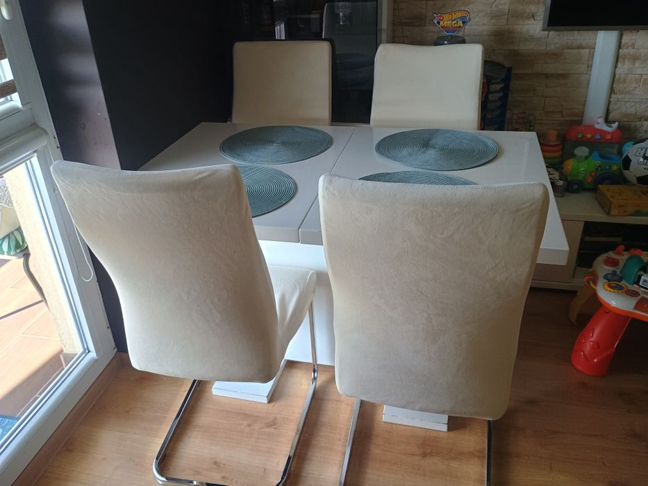 Stół biały połysk + krzesła