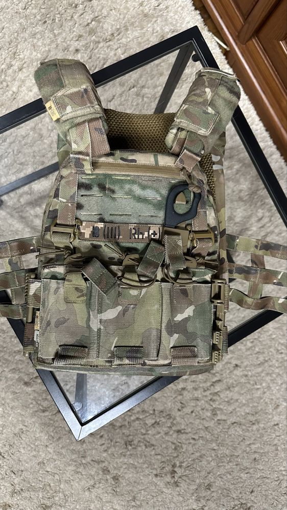 Бронік повний комплект + балістичні захисні боковини в подарунок MTAC
