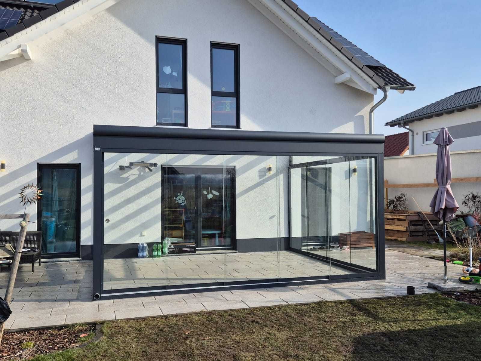 Zadaszenie tarasu restauracji , aluminium szkło poliwęglan