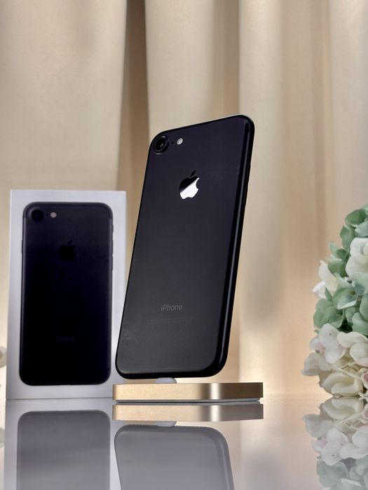 Рідкість: Практично Новий iPhone 7 2019 Neverlock (Магазин Гарантія)