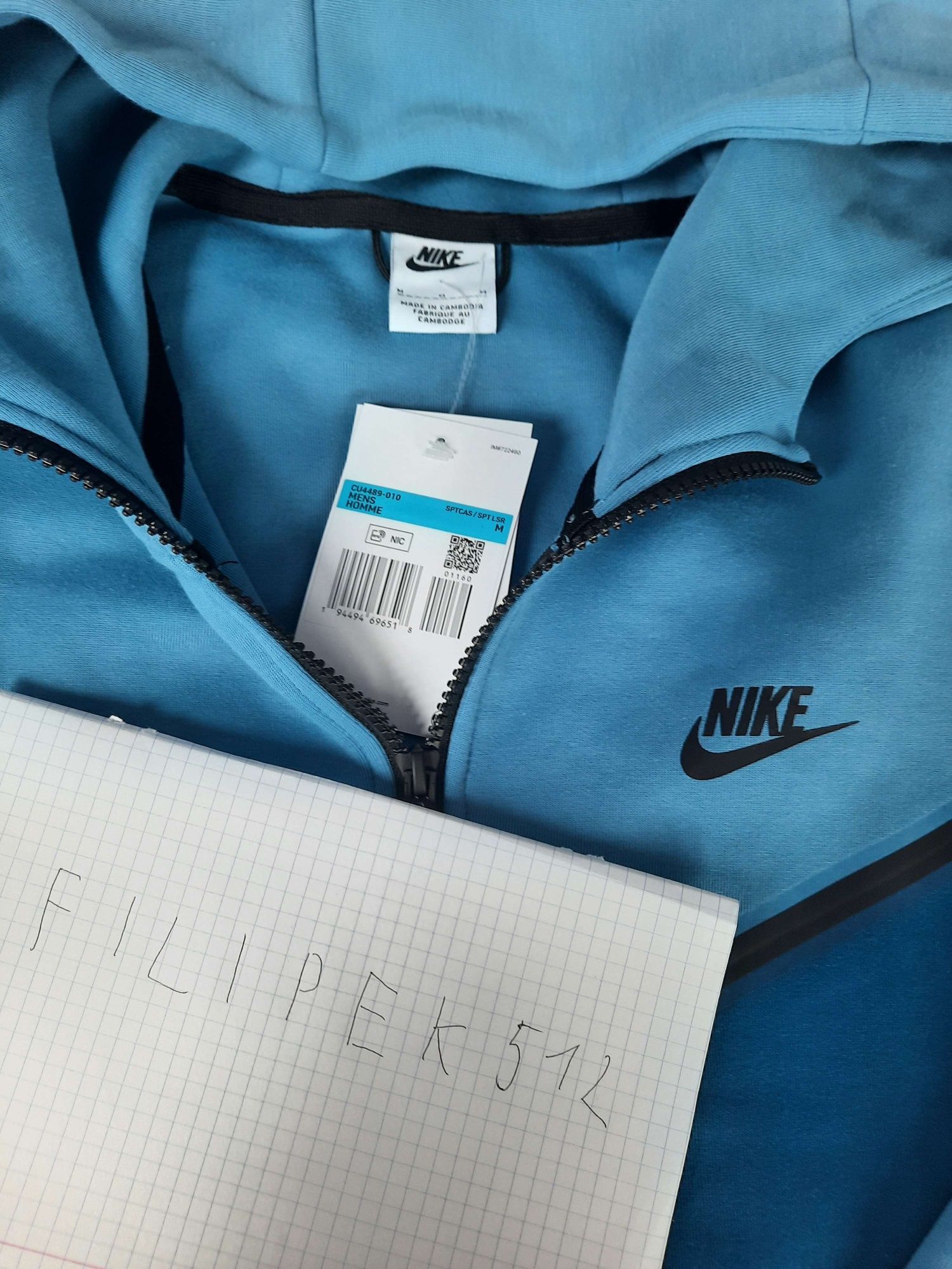 nike tech fleece
