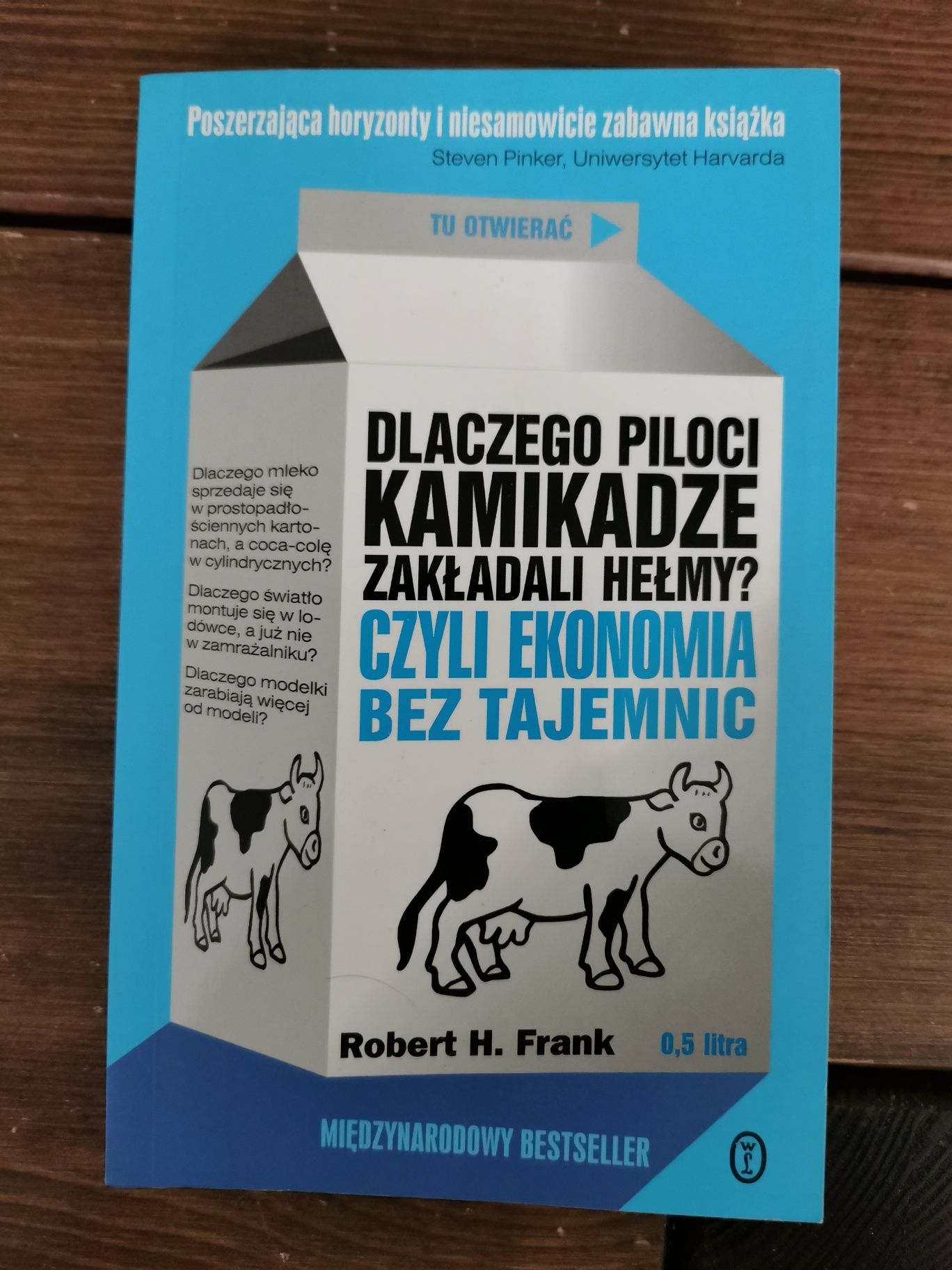 Dlaczego piloci kamikadze zakładali hełmy?  R. H. Frank