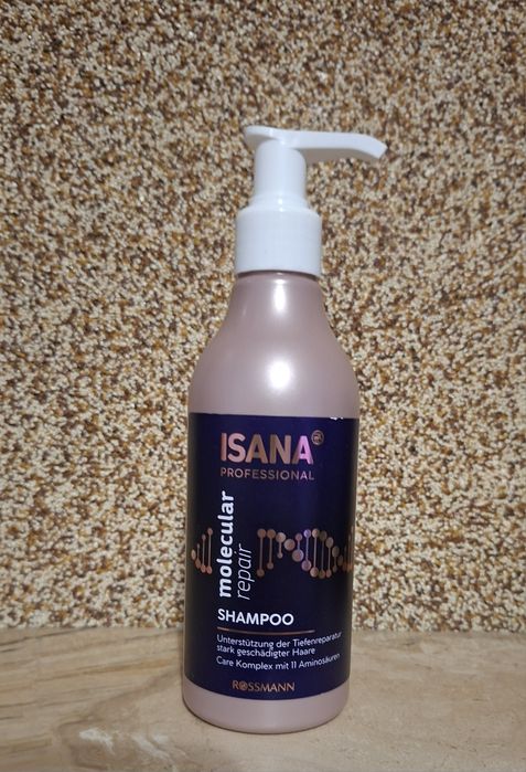 Szampon do włosów Isana Profesjonal molecular repair