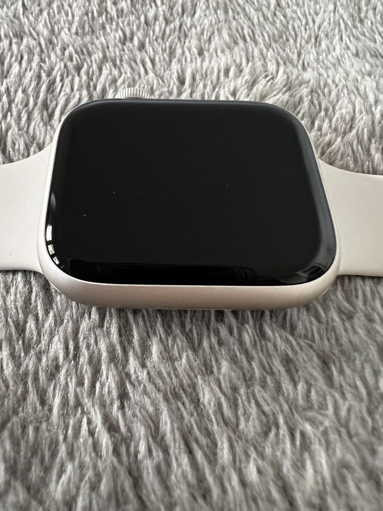 Apple Watch 8  45mm