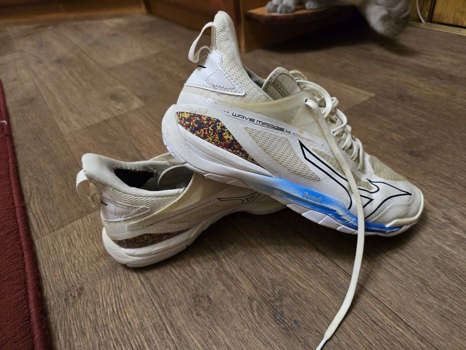 Кросівки Mizuno 42 розмір