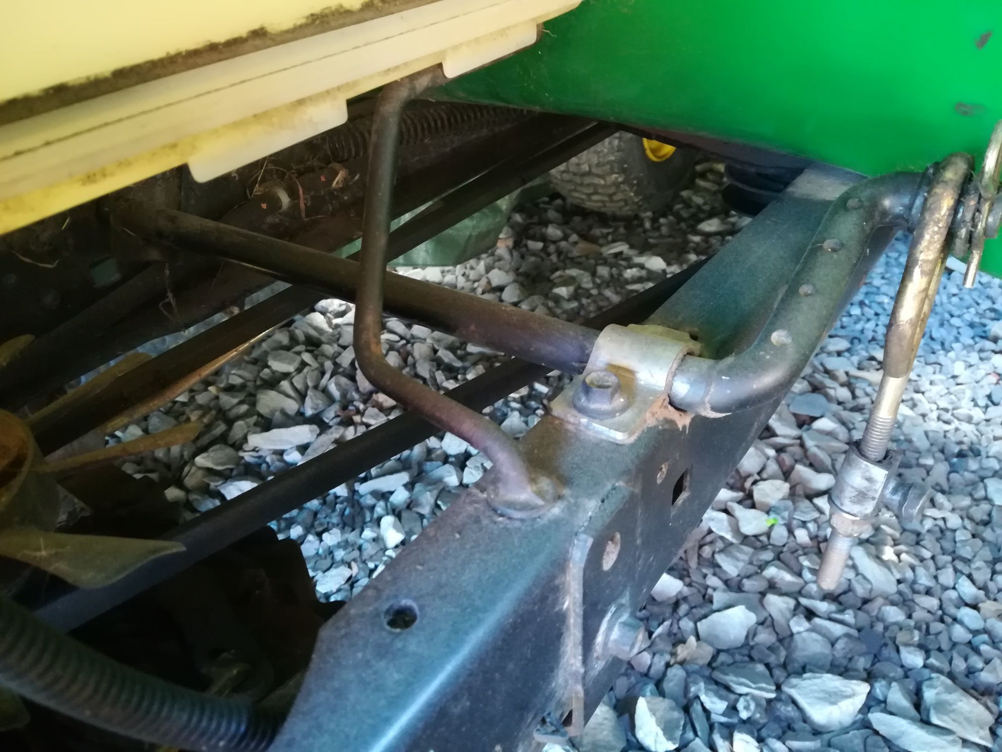 Traktorek kosiarka John deer LA115