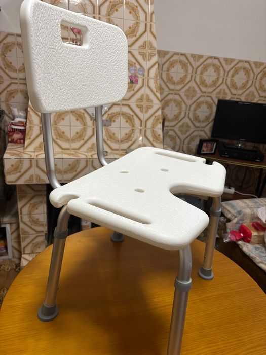 Cadeira de apoio para banho