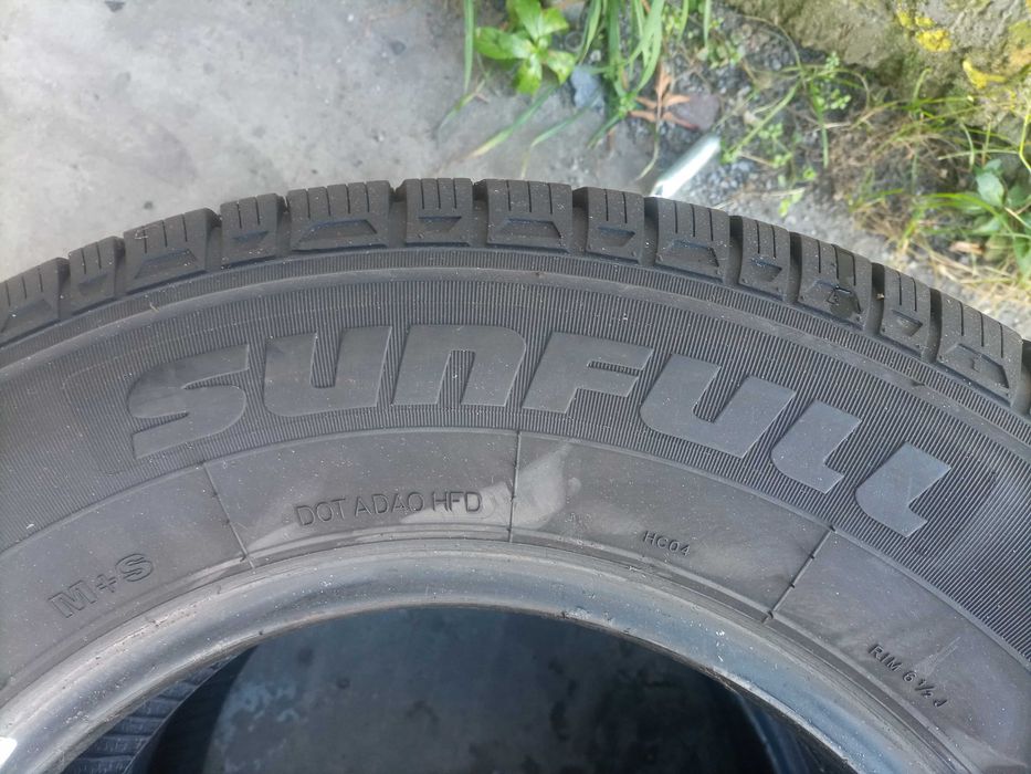 Opony do busa wzmacniane c