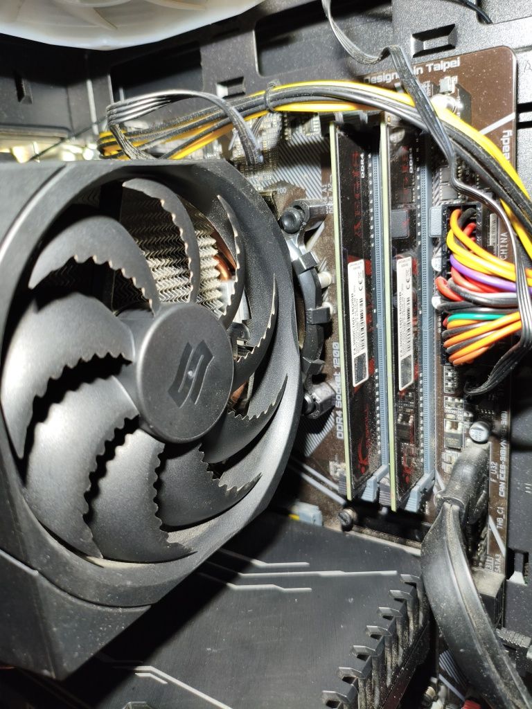 Komputer stacjonarny do gier 1660ti/i5 10400f