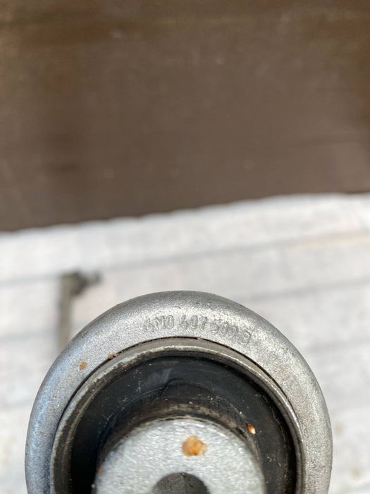 4m0407509b,4m0407510b Audi q7 4m ричаг задній верхній