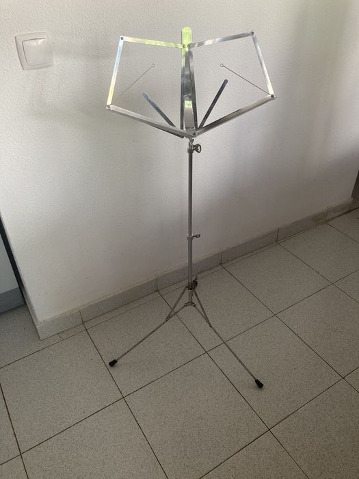 Djembé de 2 lados com alça, suportes partitura e de guitarras