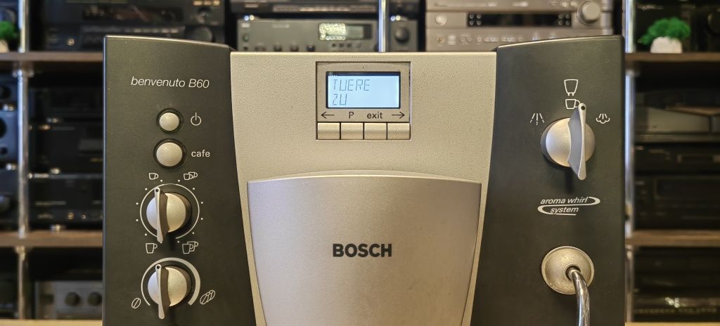 Кавова машина Bosch Benvenuto B60
