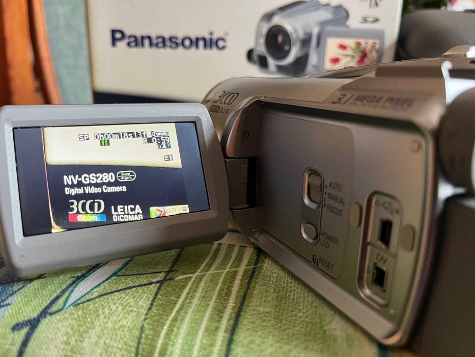 Kamera Panasonic NV-GS280