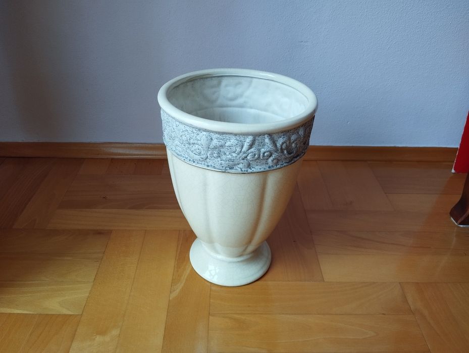 Duże donice osłonki ceramiczne