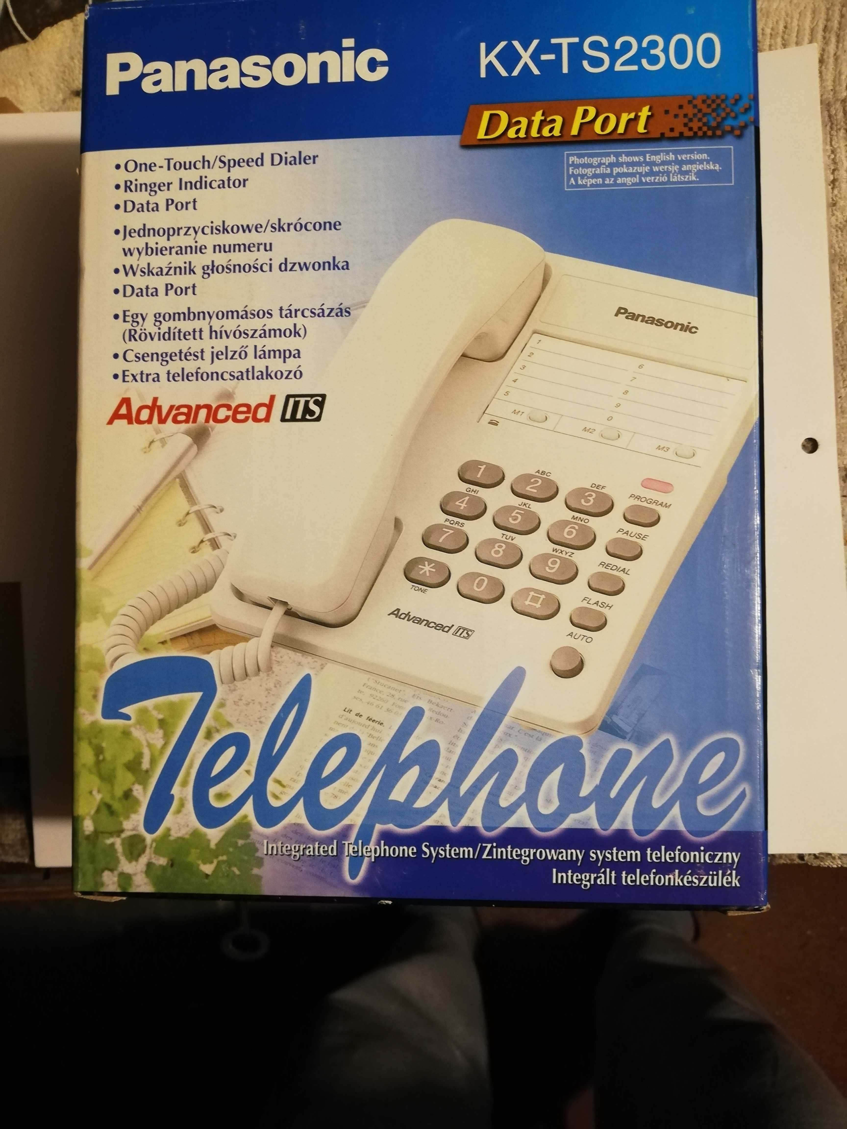 Telefon Panasonic KX-TS2300.