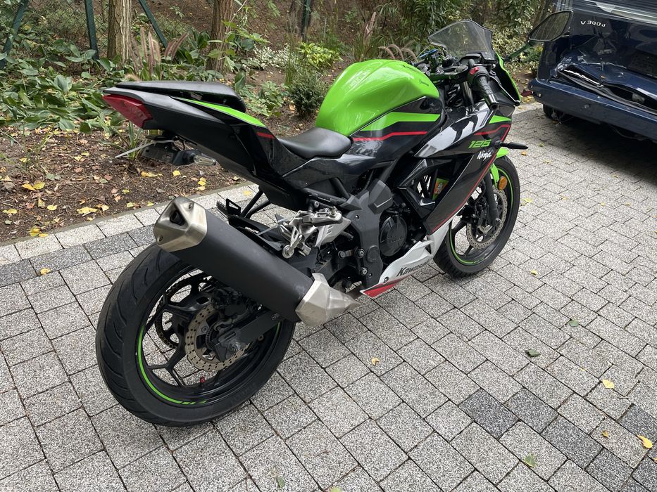 Kawasaki 125 ninja 2022r uszkodzona
