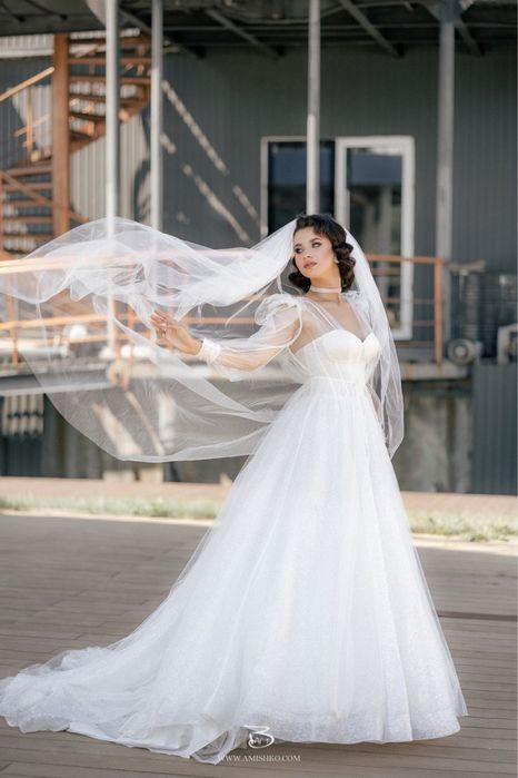 ‼️‼️Продам весільну сукню розмір М