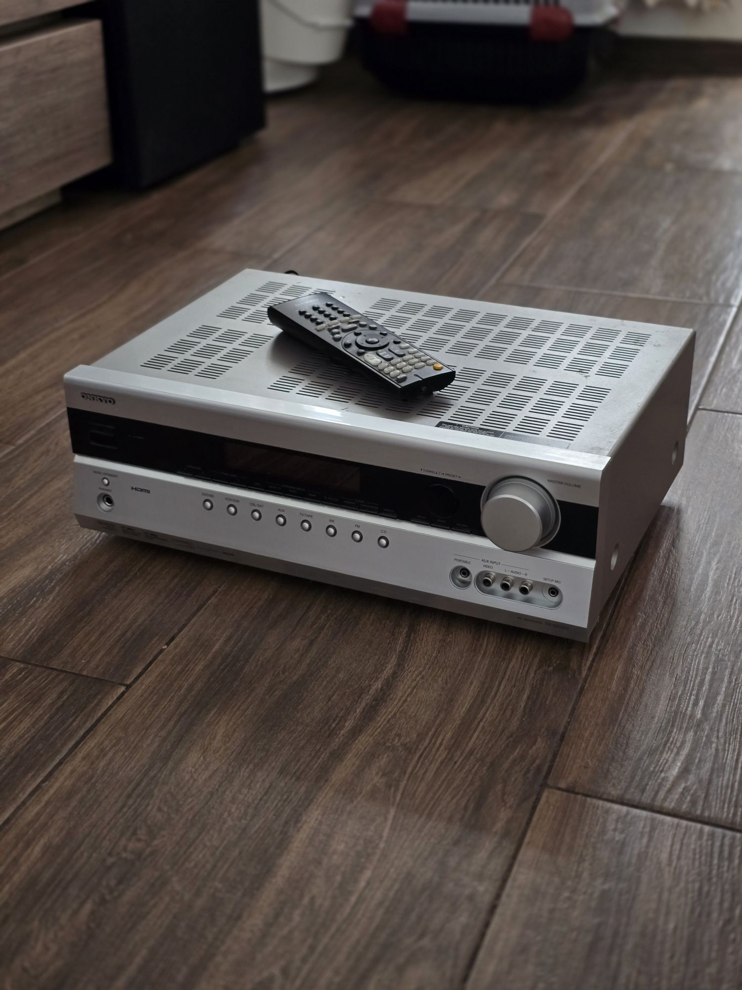 Wzmacniasz Amplituner Onkyo TX-SR 307