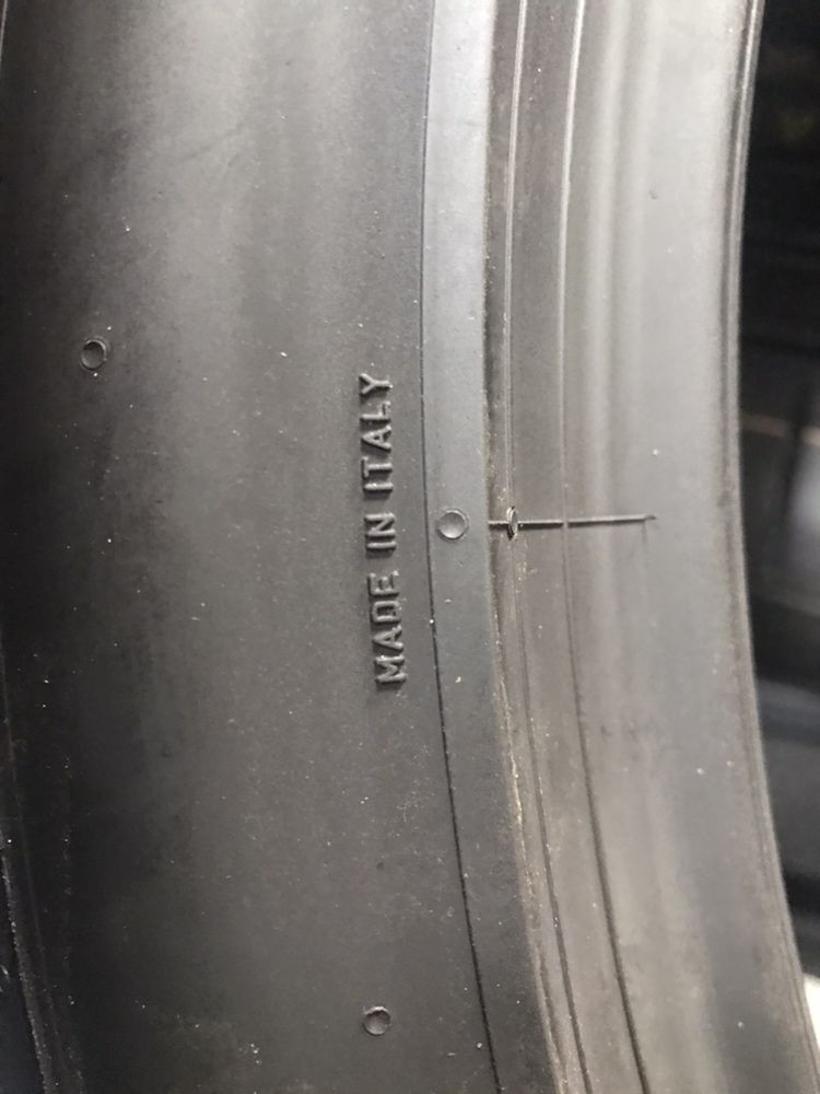 255/40/20 R20 Pirelli PZero PZ4 4шт новые